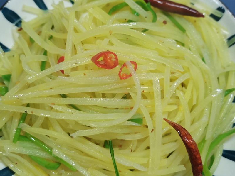 Sour & Spicy Shredded Potatoes